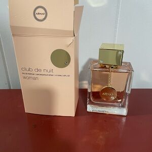 Armaf Club de Nuit Woman Perfume
